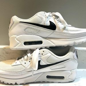 Women's Nike air max 90